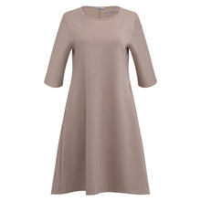 Lade das Bild in den Galerie-Viewer, 4501 Kleid
